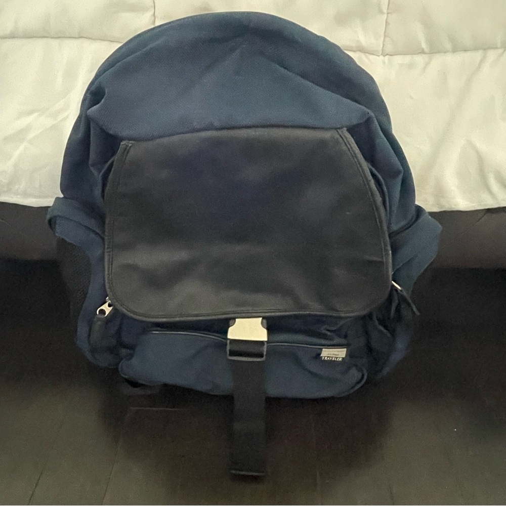 L.L. Bean traveler bag